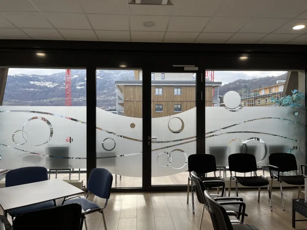 autocollants vitrine Valais